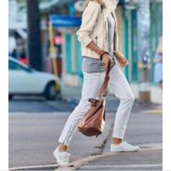 Athleta Pants - Athleta Organic Cotton Zippered Hem Pants 6